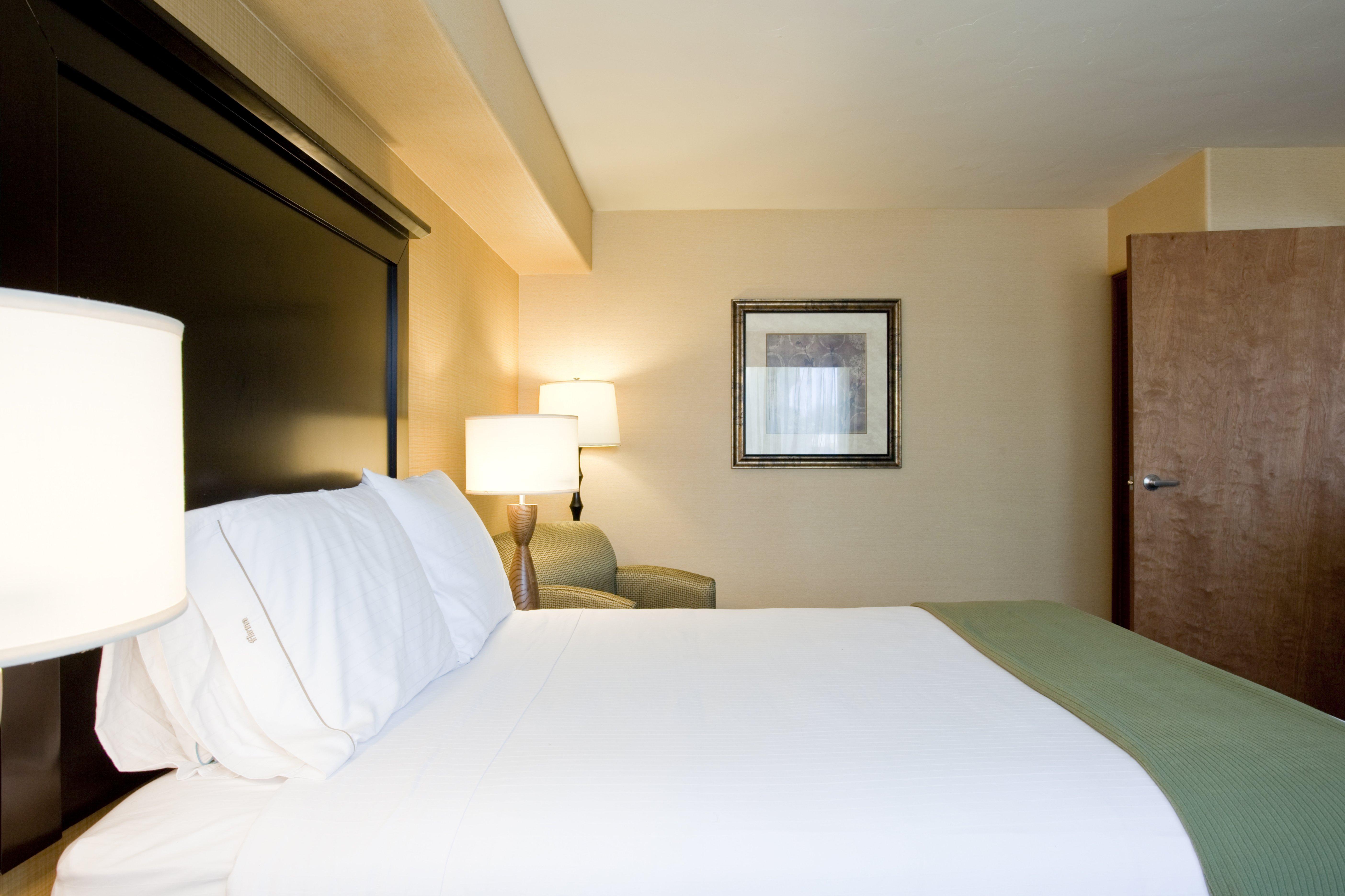 Holiday Inn Express Hotel & Suites Woodland Hills By Ihg Los Angeles Exterior photo