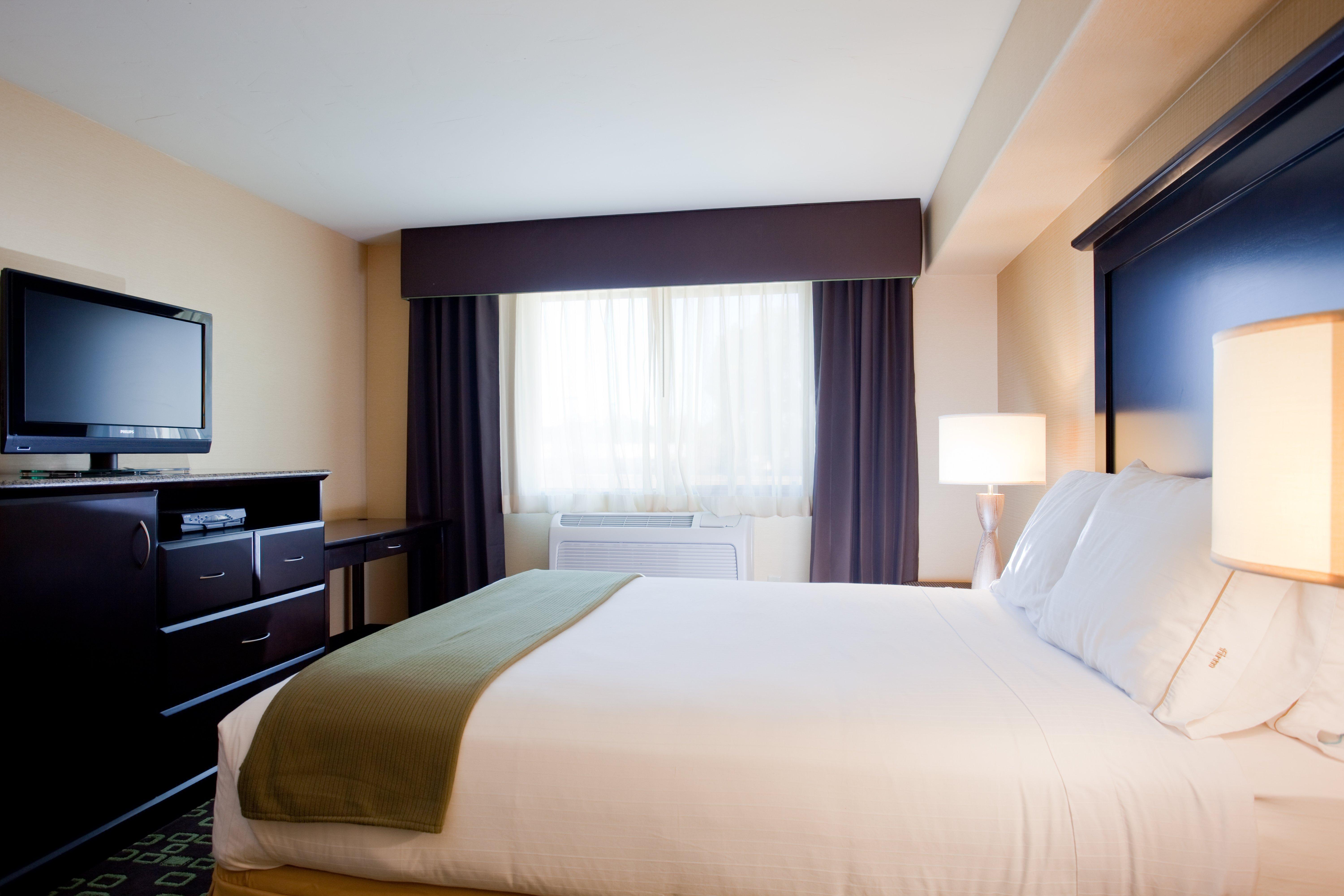 Holiday Inn Express Hotel & Suites Woodland Hills By Ihg Los Angeles Exterior photo