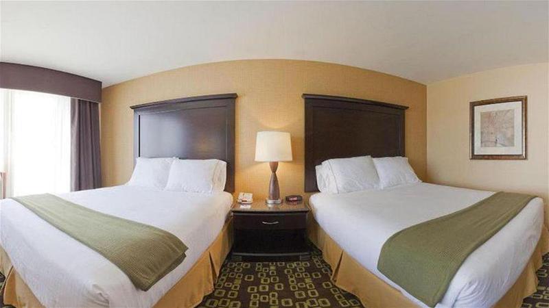 Holiday Inn Express Hotel & Suites Woodland Hills By Ihg Los Angeles Exterior photo