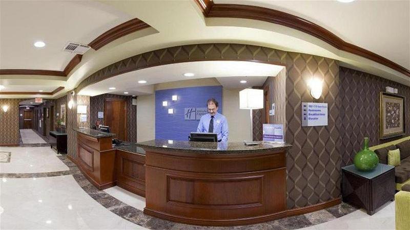 Holiday Inn Express Hotel & Suites Woodland Hills By Ihg Los Angeles Exterior photo